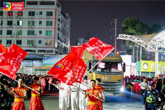 拉车厘子首选乘龙绿通，高效低耗、轻量拉得多！